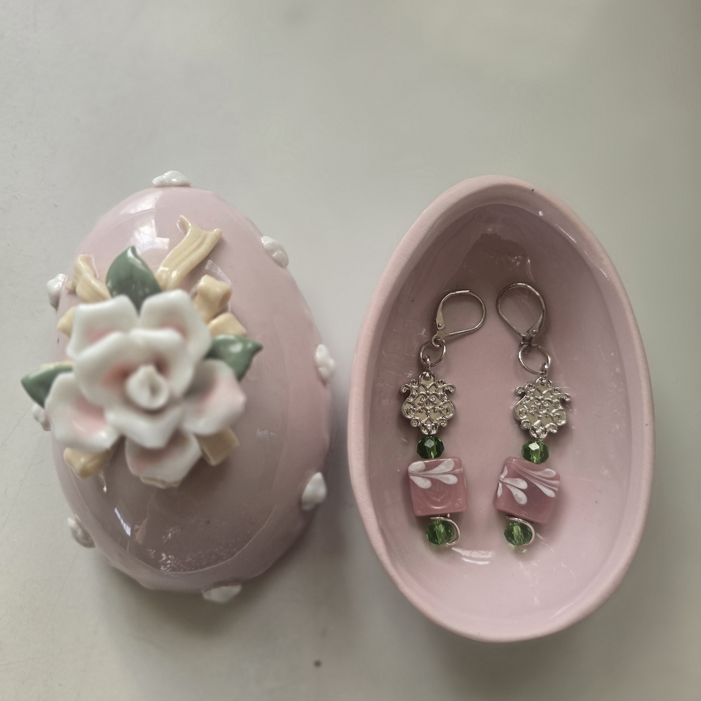 Pink Floral Jewelry Box with Earrings